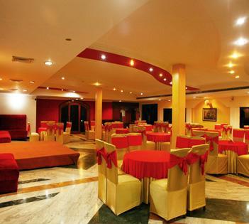 Gajraula Haveli Resort Exteriör bild